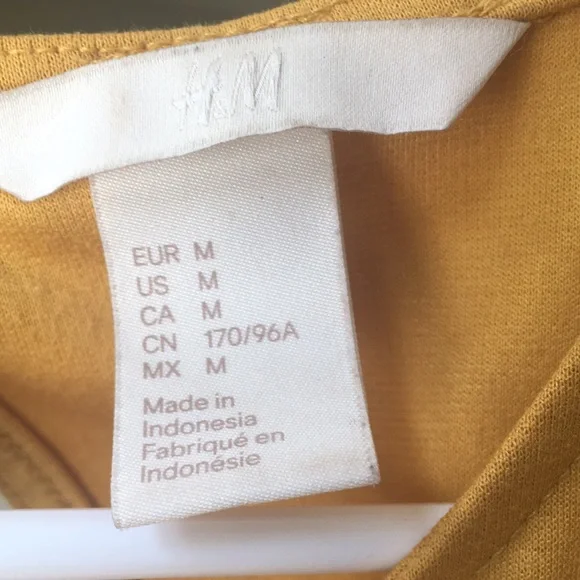 H & M womens mustard colored size M dress - Picture 10 of 10